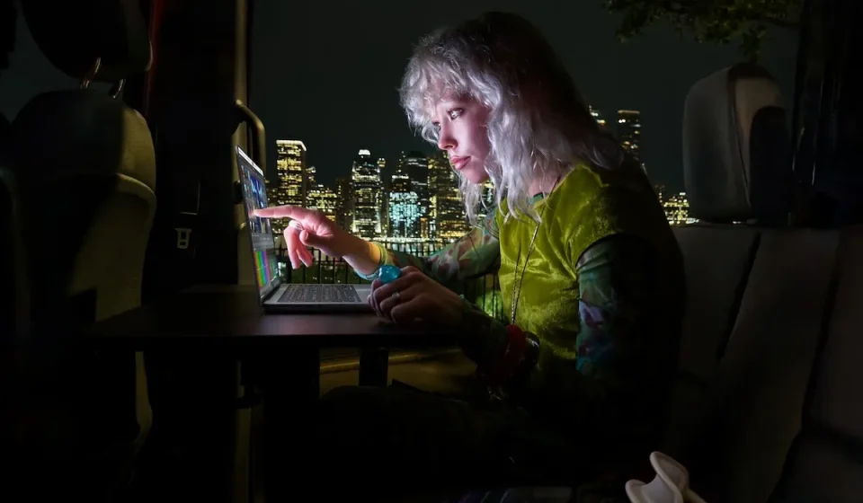 Apple's touchscreen MacBook Pro pushes laptop pricing to a new extreme