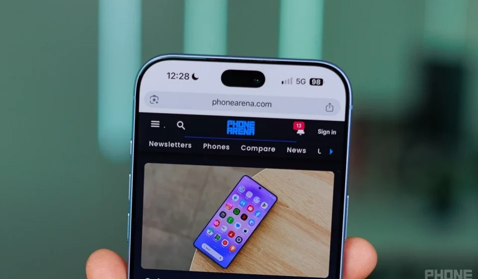 iPhone 18 Pro Max owners on AT&T got the right treatment, but I think this exposes a bigger problem