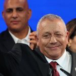 Eisenkot sets conditions for coalition, pledges to use Knesset majority to oust Netan