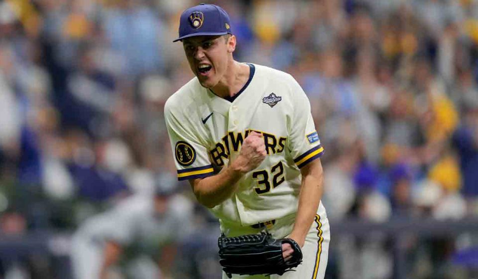 Brewers stars lead the way in World Series-opening win over Rays