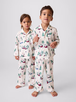 The 15 Best Holiday Pajamas of 2026 for Families, Women and Men