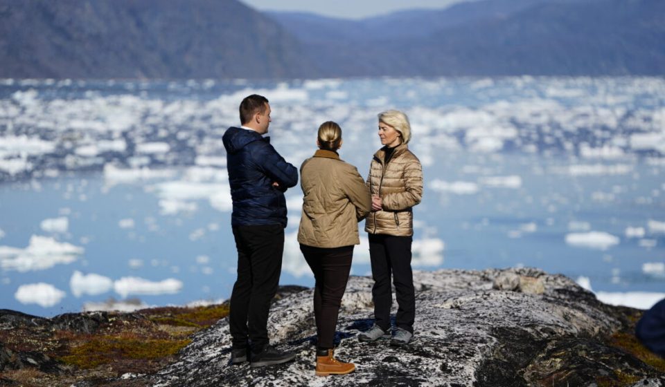 As relations between the United States and Greenland fray, Europe plans the first submarine cable link with Greenland.