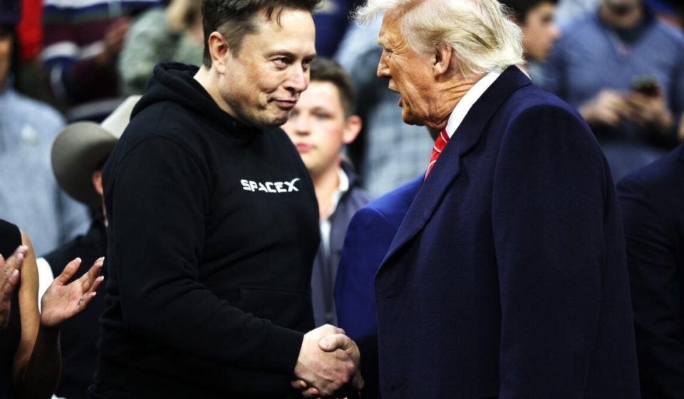 Elon Musk fully surrenders to Trump on ‘super intelligence’ Elon Musk fully surrenders to Trump on 'super intelligence'