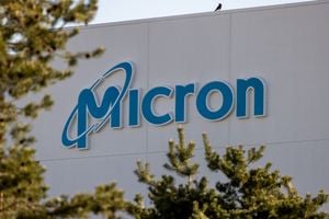 Micron stock falls on news of denser CXMT memory chip in China