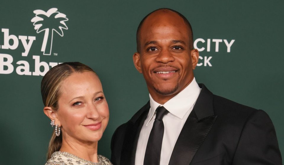 Jennifer Meyer shows off huge engagement ring on first post-wedding outing