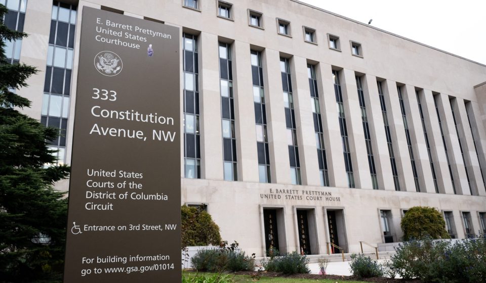 Democrats ask judge to speed up trial to block Trump admin's midterm threats