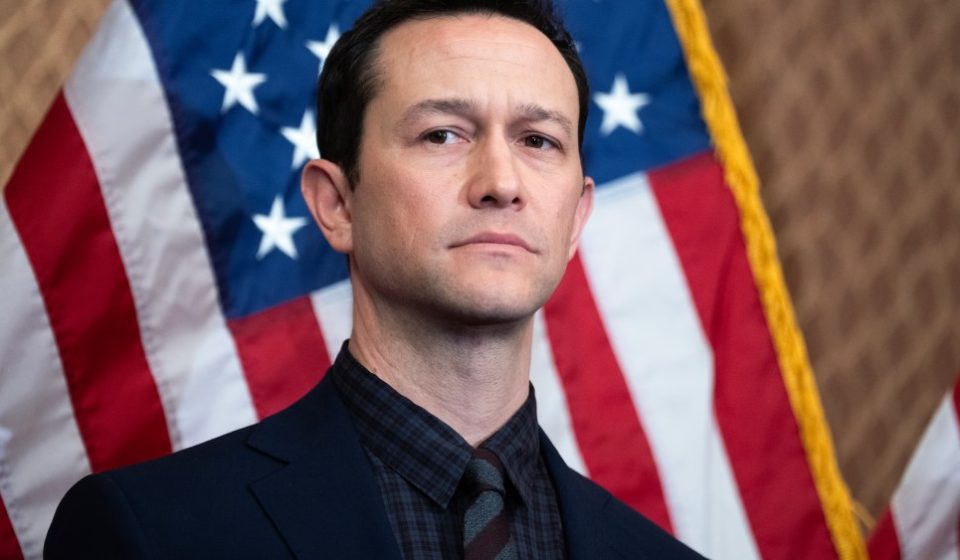 Joseph Gordon-Levitt says AI is trained to 'hijack your privacy'