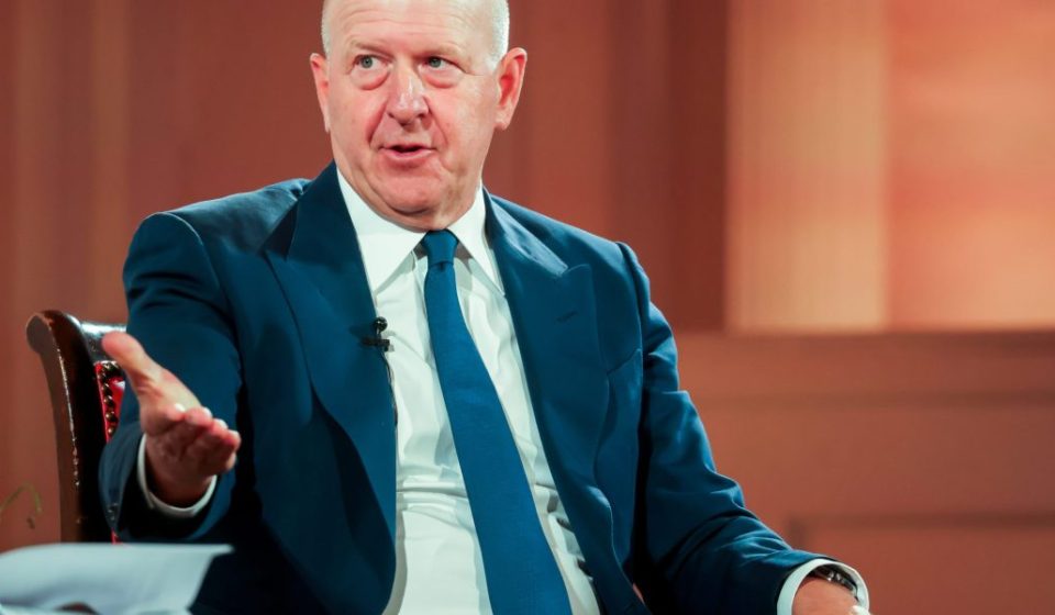 David Solomon, CEO of Goldman Sachs, on the economic impact of AI: “We are doing very little where we need pioneering models” David Solomon, CEO of Goldman Sachs, on the economic impact of AI: “We are doing very little where we need pioneering models”