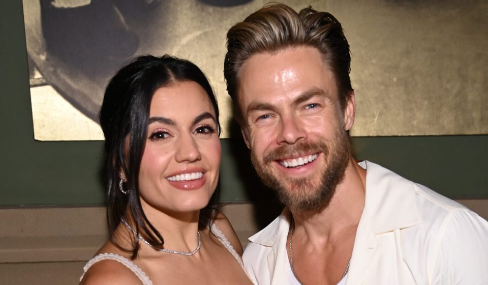 ‘DWTS’ Derek Hough Mourns Devastating Family Loss: ‘I Will Love You Forever’ 'DWTS' Derek Hough Mourns Devastating Family Loss: 'I Will Love You Forever'