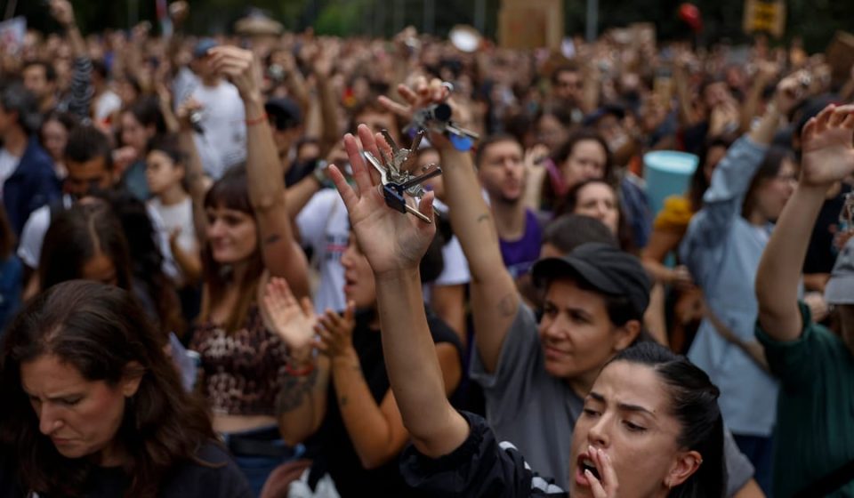From the rent crisis to Trump: 5 things that will shape Spain's early elections – POLITICO