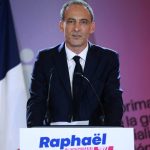 MEP Glucksmann wins center-left French primary, becomes presidential candidate – POLITICO