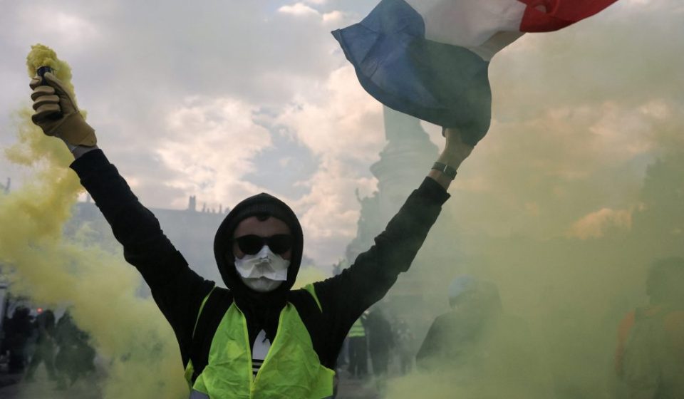 France's latest debt warning describes a country where governance is collapsing
