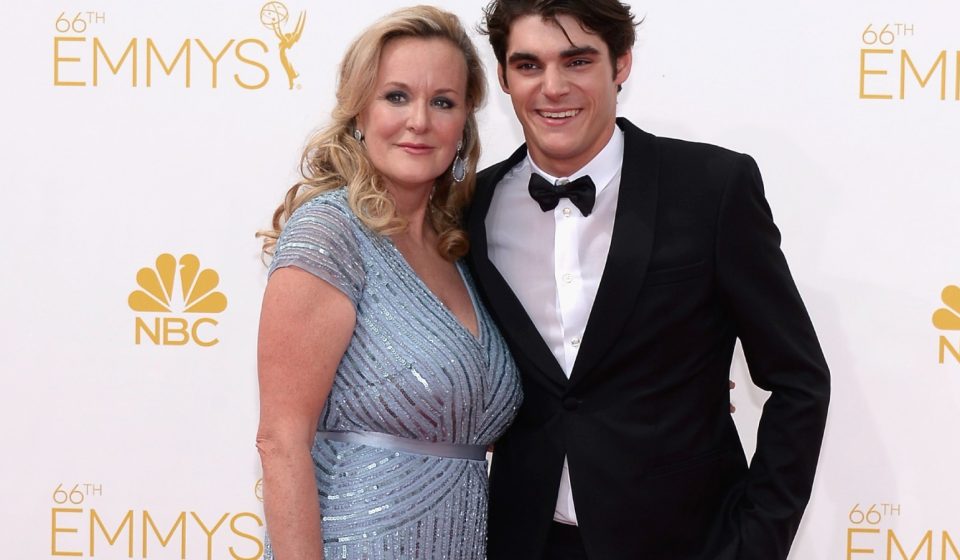 RJ Mitte's mother says there were 'concerns' before actor's death
