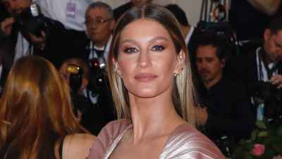 Tom Brady and model Candice Swanepoel are dating Tom Brady and model Candice Swanepoel are dating