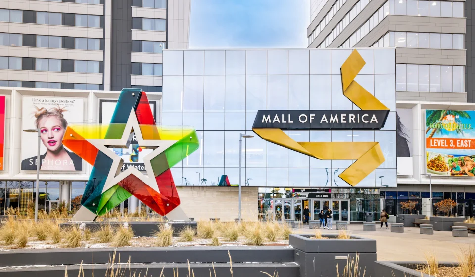 FBI says it stopped teen's plan to attack ISIS-inspired Mall of America