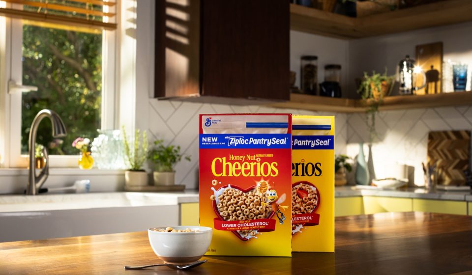Cheerios presents a Ziploc sealed cereal bag. Finally.