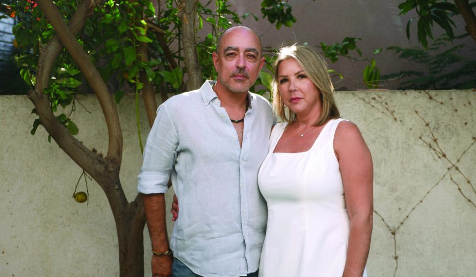 Cancer strikes twice: husband and wife diagnosed in the same month, undergo chemotherapy together