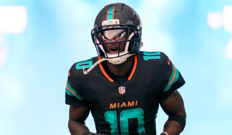 Tyreek Hill Sighted By Mystery Teams, Contract Signing Timeline Revealed Amid Chiefs Rumors