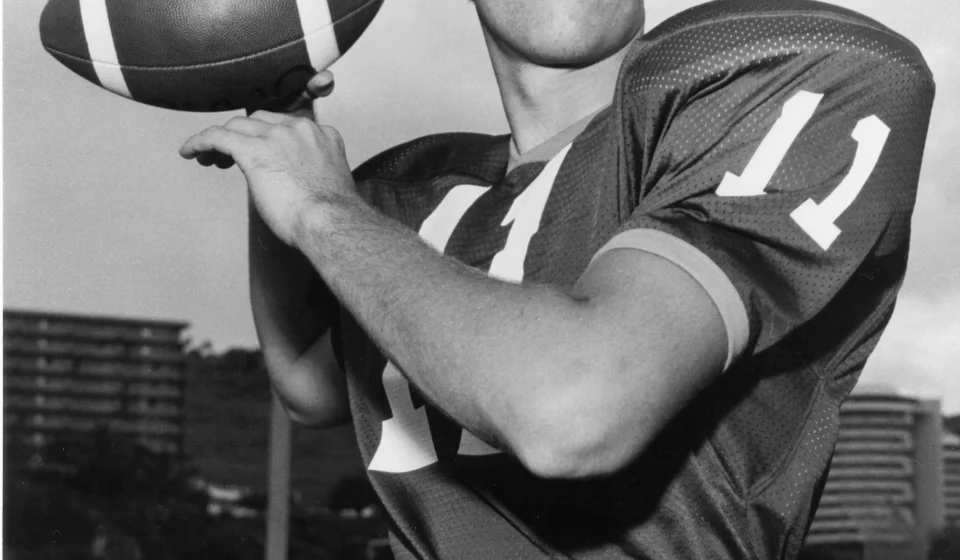 Hawaiian football visionary June Jones dies at 73