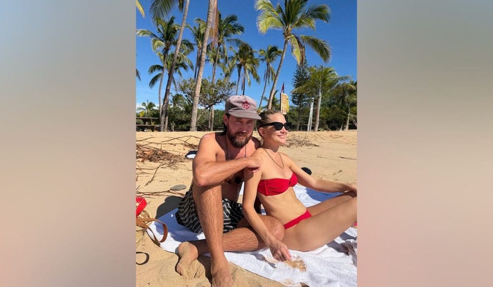 Kate Hudson Wears Red Bikini in Hawaii Vacation Photos with Fiancé