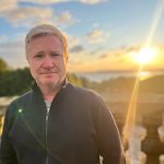 Kevin Bleyer is dead: “Daily Show” writer dies at 54 in car accident