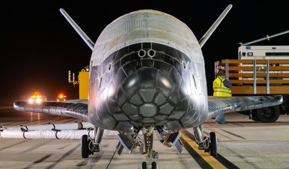 US intelligence report reveals first clear glimpse of top-secret Chinese Shenlong spaceplane that dropped unidentified objects above Earth