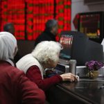 Asian stocks extend rebound as chipmakers gain ground; Indonesian stocks fall 11% By Investing.com
