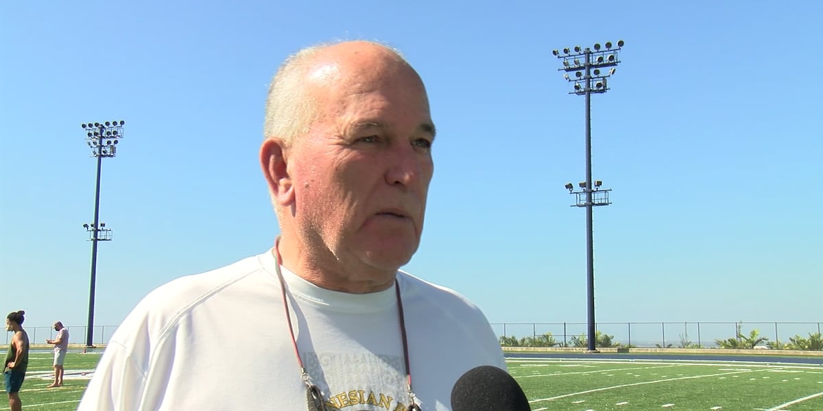 Former University of Hawaii football coach June Jones dies