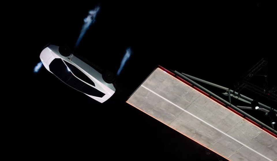 The physics behind Tesla's flying roadster