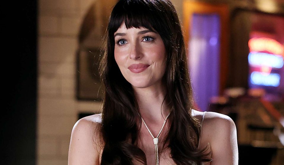 'SNL' Recap: Taylor Swift Crushes Dakota Johnson's Monologue