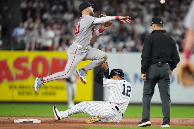 Yankees humiliate and eliminate Red Sox in Wild Card for second straight year
