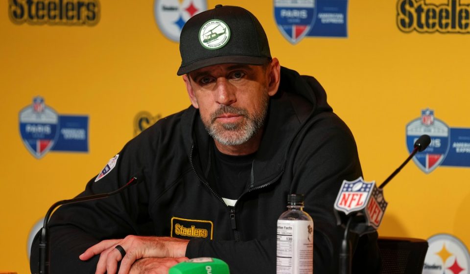 Steelers' Aaron Rodgers shades NFL owners while discussing past international schedule proposal