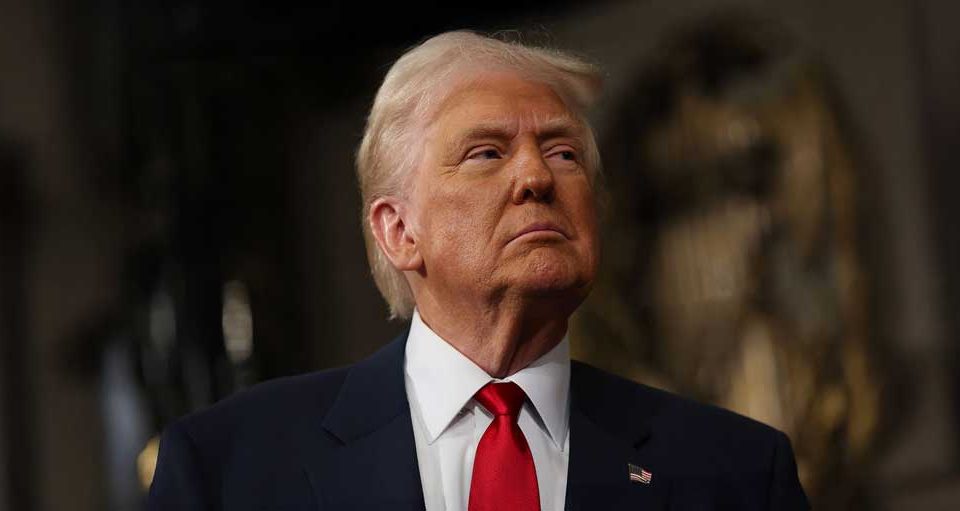 Stock Market Today: Dow Jones Slips on Trump's War Comments; Palantir jumps| Investor Business Daily