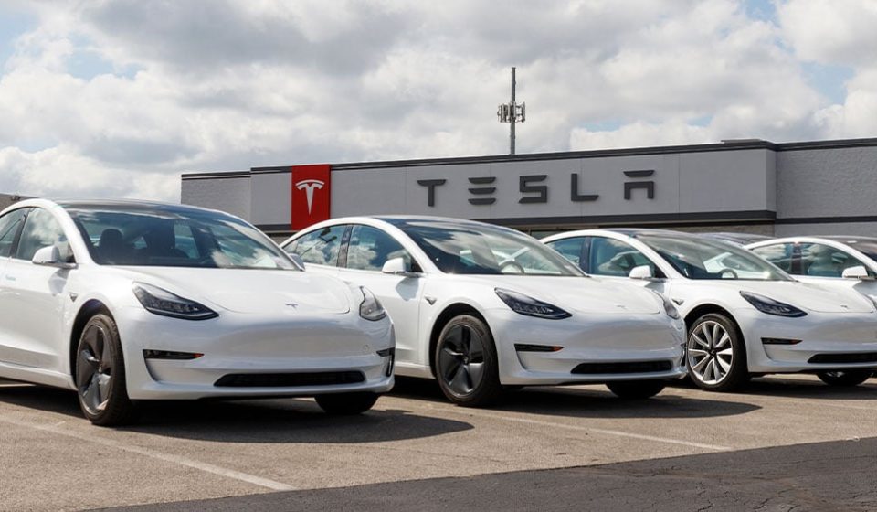 Tesla delivered 486,532 electric vehicles in the third quarter, beating estimates. The stock is rising. Tesla delivered 486,532 electric vehicles in the third quarter, beating estimates. The stock is rising.