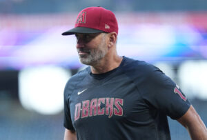 Diamondbacks to retain manager Torey Lovullo