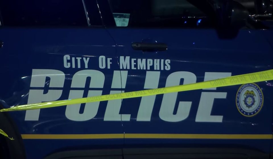 5 dead, 3 seriously injured, including 2 MPD officers, after crash at Raines and Hickory Hill roads