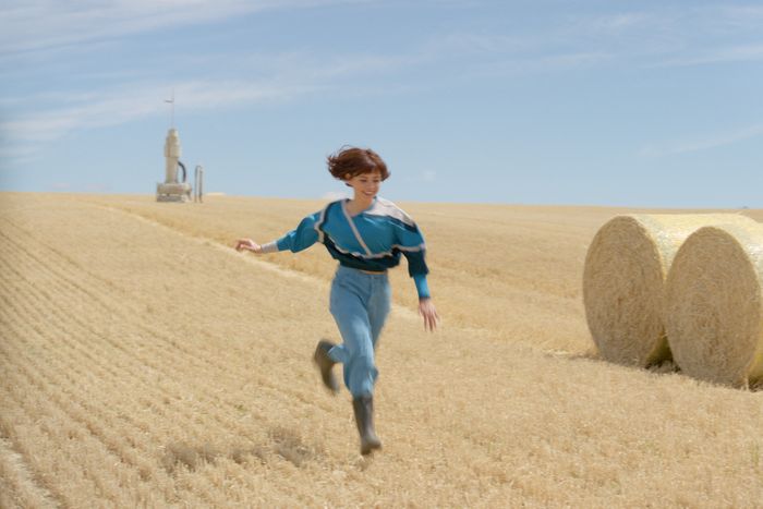 Review: ‘Klara and the Sun’ is a waste of Jenna Ortega Review: 'Klara and the Sun' is a waste of Jenna Ortega