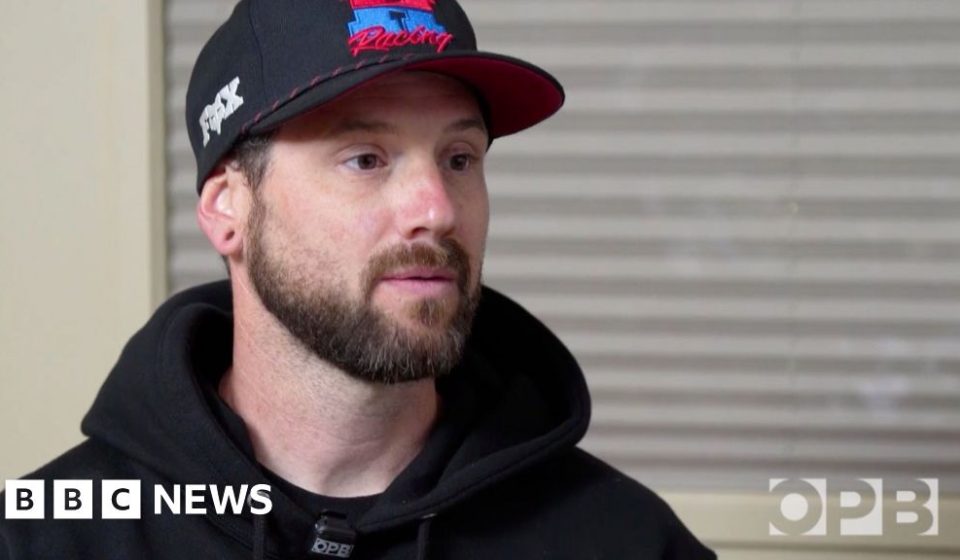 Father who killed Oregon school shooter describes anguish over children he couldn't save - BBC News Africa