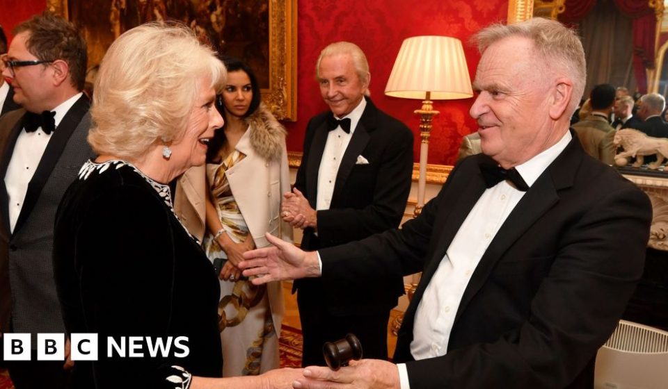 Jeffrey Archer: Queen Camilla pays tribute to 'irrepressible' author and former politician - bbc.com
