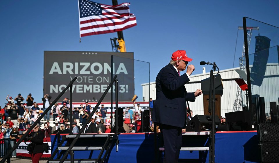 Trump suggests those who leak government information should 'be shot' | Donald Trump News
