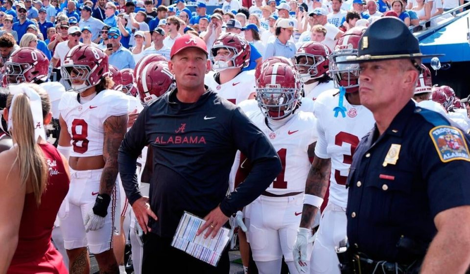 College Football Picks: Predictions, Odds for Top 25 Key Week 6 Matchups