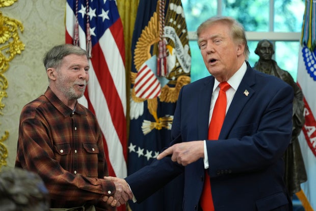 Trump meets Stephen Hubbard at the White House after his release from Russian prison