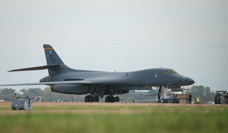 US withdraws B-1 bombers from UK Fairford base amid Iranian fears | Military news