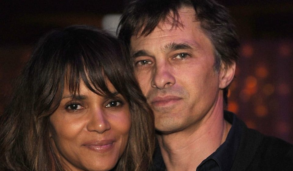 Olivier Martinez walks out of court and insults Halle Berry during custody war