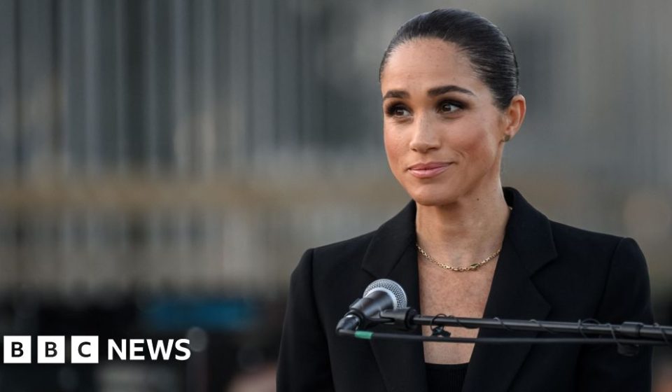 Meghan cuts off contact with father in letter over abuse allegations – BBC News Africa Meghan cuts off contact with father in letter over abuse allegations - BBC News Africa