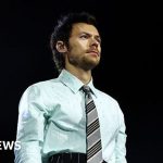 Harry Styles releases moving new song dedicated to Liam Payne - BBC News Africa