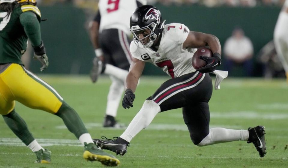 Saints vs. Falcons picks, player props: Experts’ best bets for Week 4 of NFL Monday Night Football Saints vs. Falcons picks, player props: Experts' best bets for Week 4 of NFL Monday Night Football