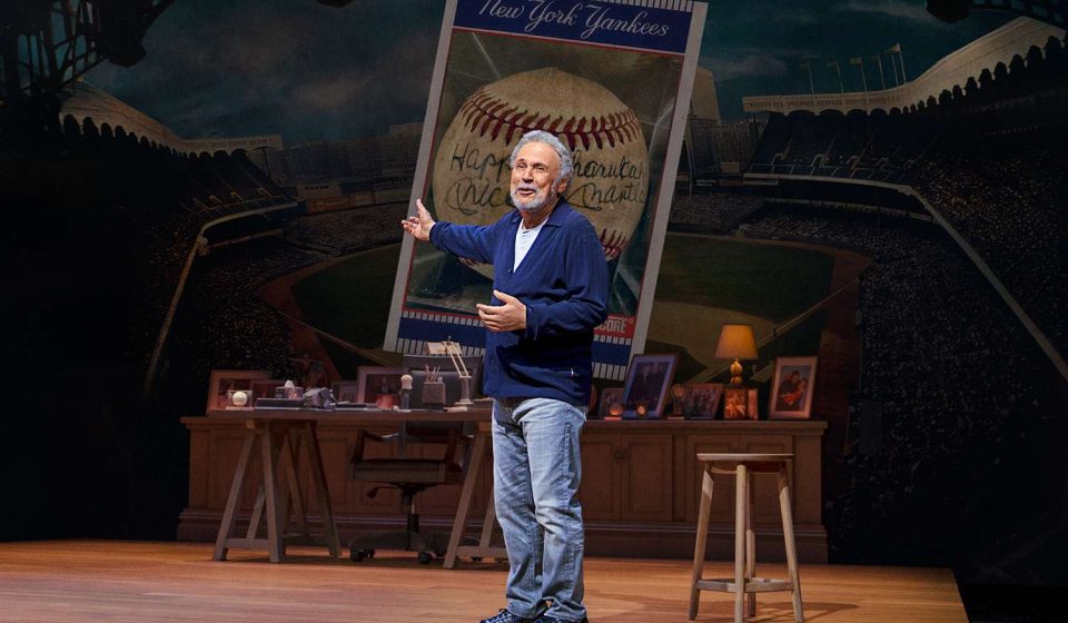 '860' Broadway review: Billy Crystal's brilliant show draws audiences home