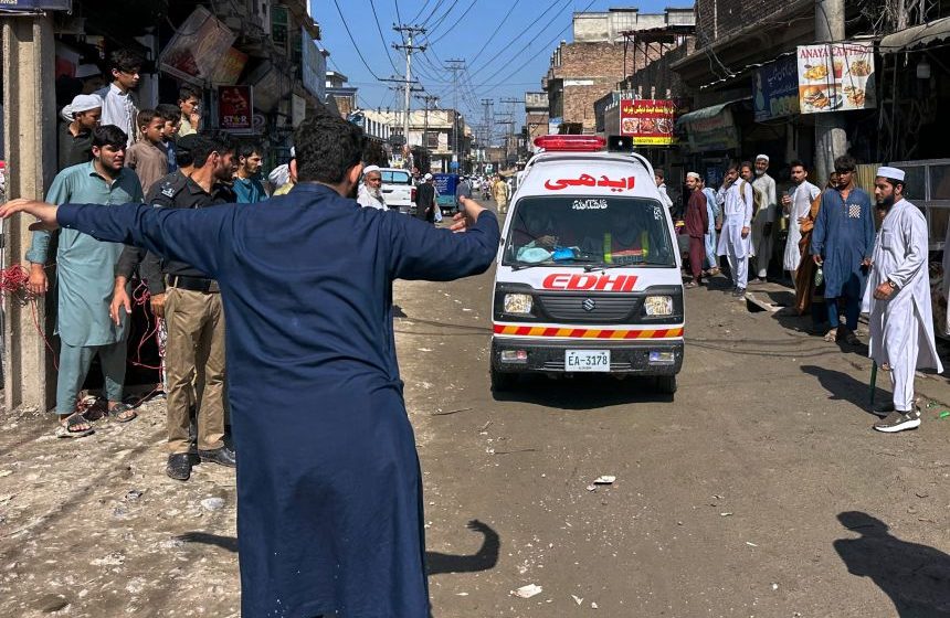 Pakistan school roof collapse: at least 28 children and one teacher killed Pakistan school roof collapse: at least 28 children and one teacher killed