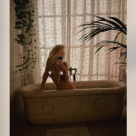 Christina Aguilera reveals herself in steamy bathtub selfie as fans go wild